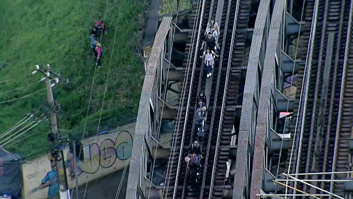 Linhas 11, 12 e 13 registraram transtornos na quinta-feira, 23 - Reprodução/TV Globo