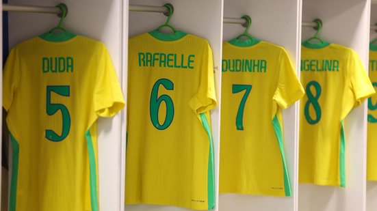 Uniformes da seleção brasileira feminina de futebol, que disputará a Copa em 2027 - CBF
