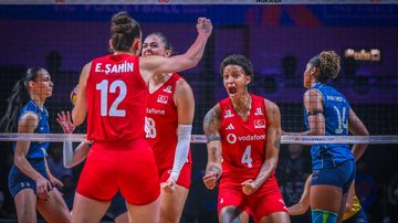 Seleção Turca vence Brasil no quarto set - Reprodução / Volleyball World