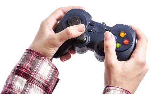 Demissões incluem 1.600 trabalhadores do X-Box; previsão  é de mais dispensas - Adobe Stock
