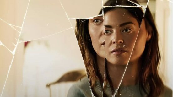 "A Mulher Secreta" chega no catálogo da Netflix no dia 28 de agosto - Reprodução/Netflix e SF Studios
