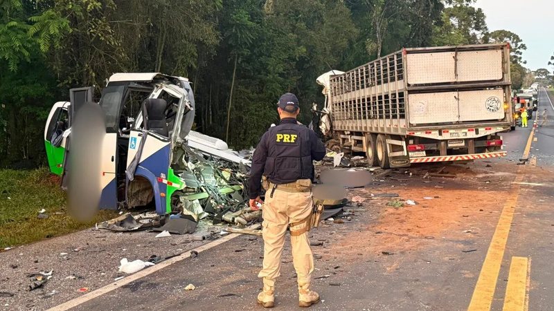 Acidente deixou 23 mortos em Imbituva, no interior do Paraná - PRF/Divulgação