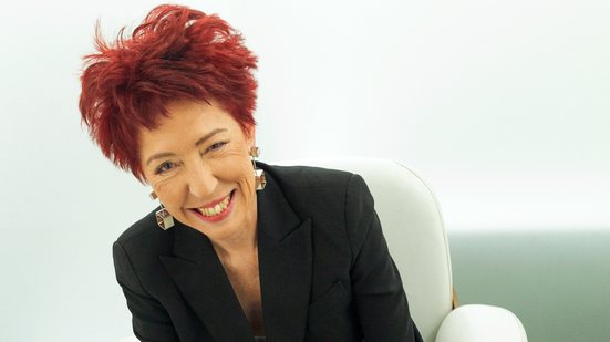 A futurista Beia Carvalho lança seu livro “#FUI – Morar Sozinha na Europa aos 69 anos” na MaturiFest, em São Paulo - Acervo pessoal