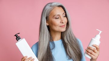 Apostar nos cabelos grisalhos passou a ser visto como ato de liberdade e autenticidade - Envato