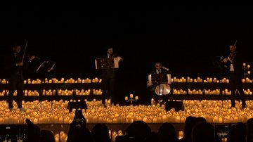 O quarteto do Monte Cristo Coral e Orquestra se apresenta no "Candlelight", no MASP, em São Paulo - VIVA/Adriana Del Ré