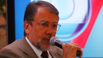 Carlos Monforte chegou à Globo em 1978, inicialmente como repórter local - Globo/Divulgação
