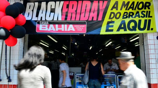 Leilão de eletrodomésticos associado à Casas Bahia chamou a atenção nas redes sociais nesta segunda-feira - Rovena Rosa/Agência Brasil