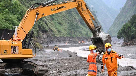 Mais de 1.500 pessoas estão desaparecidas após desastre na fronteira entre Nepal e China - Reprodução/CGTN