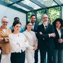 O profissional 50+ brasileiro não está fugindo do novo; ele está correndo atrás - Envato