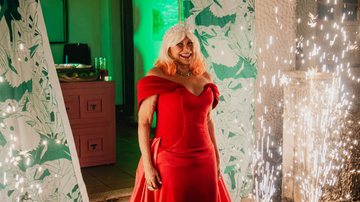 Fafá de Belém comemorou 70 anos vestida de princesa - @fafadebelem Via Instagram