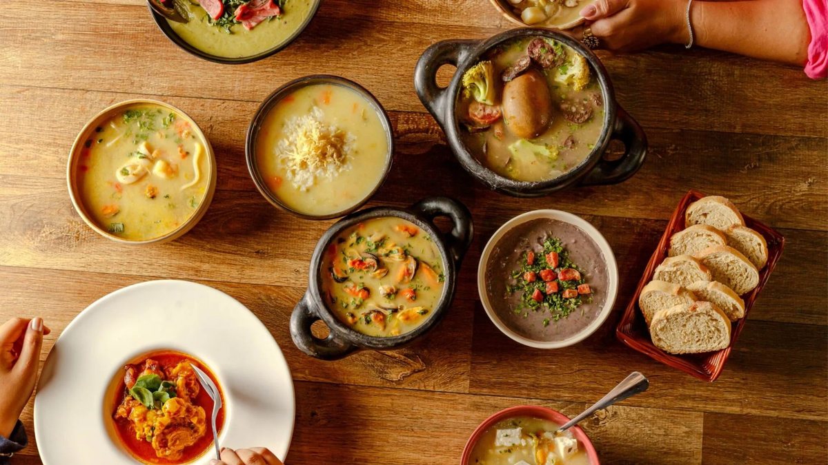 A Sopa de Cebola Gratinada foi escolhida como a preferida da maioria dos frequentadores - Ceagesp