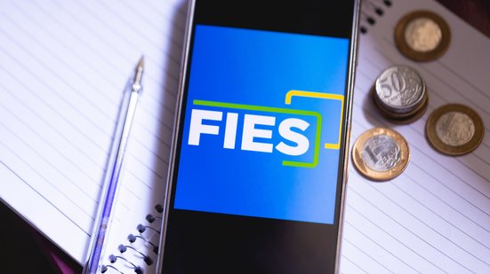 Quem renegocia dívidas pelo Desenrola Fies fica automaticamente impedido de apostar em bets - Adobe Stock