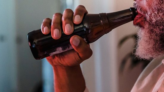 Dependentes químicos ficam em tratamento até a velhice, segundo profissionais - Pexels