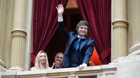 Javier Milei presidente argentino segue atacando Lula nas redes sociais - X.com/@JMilei/Divulgação