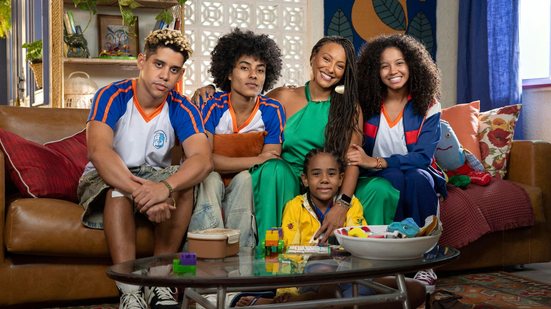Juli faz Bela prometer que cuidará de seus filhos - Globo