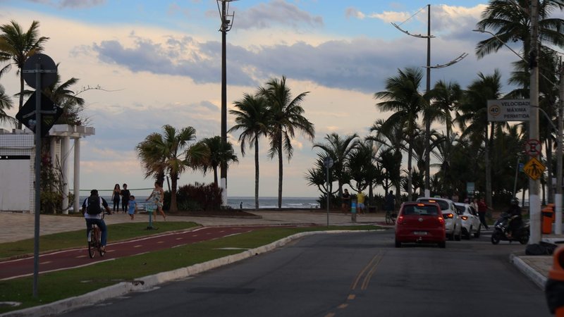 No Litoral, os ventos ultrapassaram 100km/h; Estado mantém Gabinete de Crises ativo neste sábado - Estadão Conteúdo