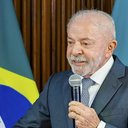 Lula defende aliados e filho, minimiza dívida e promete zerar fila do INSS