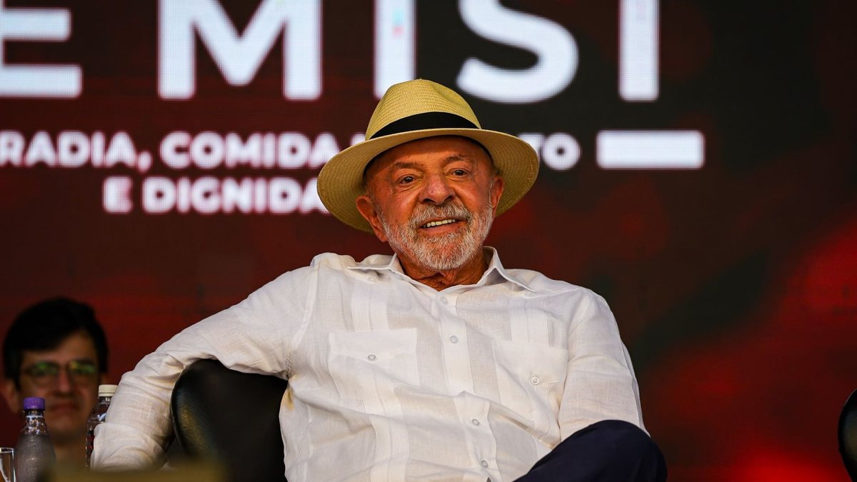 Lula disse no evento do MST que banqueiro sabe o que é enchente, nem acordar com rato tentando nadar em casa - Estadão Conteúdo