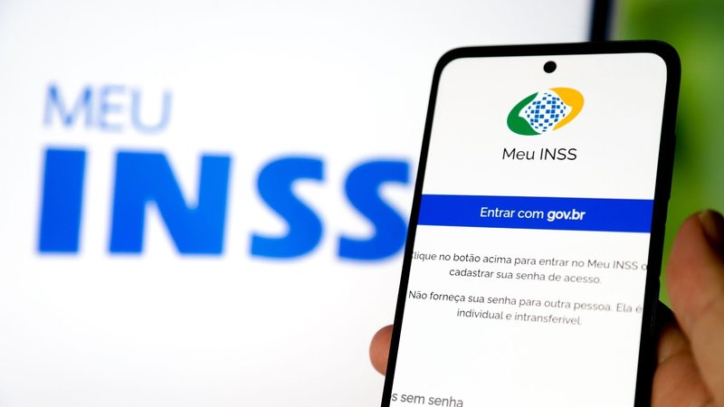 Os depósitos do INSS variam conforme o valor do benefício e o número final do cartão - Adobe Stock