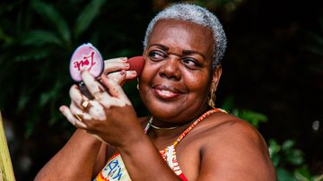 Pele muda com a idade: saiba como o envelhecimento varia entre as pessoas