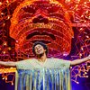 Gui Ventura como Gilberto Gil no musical "Gil - Andar Com Fé" - Divulgação/Felipe Menezes