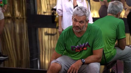 Otaviano Costa sofreu uma lesão na panturrilha durante os ensaios da Dança dos Famosos - Globo