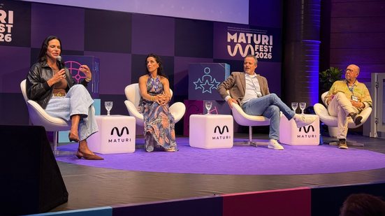 Virna Dias, Ana Beatriz Baptistella, Teco Padaratz e Xico Sá no painel 'Depois do Pódio', no MaturiFest - Ana Mello/VIVA