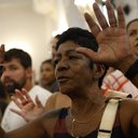 81% dos brasileiros querem candidatos que acreditem em Deus, diz pesquisa