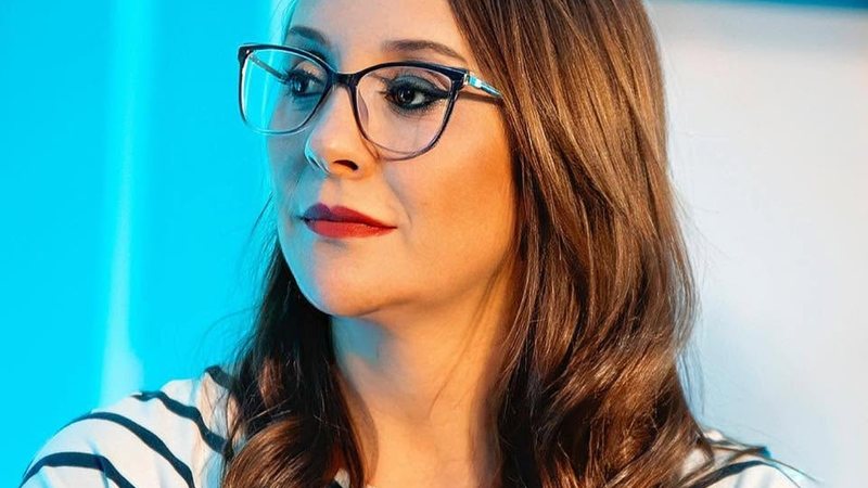 A deputada federal Renata Abreu anunciou neutralidade do Podemos na eleição presidencial - Reprodução Facebook