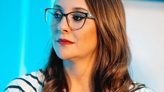 A deputada federal Renata Abreu anunciou neutralidade do Podemos na eleição presidencial - Reprodução Facebook