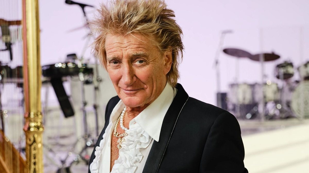 Rod Stewart passou por cirurgia para implante de um stent no coração - Reprodução/Facebook