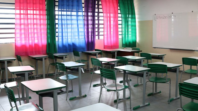 Segundo pesquisa, a percepção de casos de violência de gênero nas escolas tende a cair entre mulheres acima de 55 anos de idade - Rovena Rosa/Agência Brasil