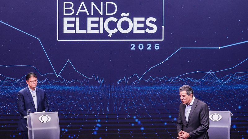 Debate na Rede Bandeirantes reúne os candidatos ao governo de São Paulo Tarcísio de Freitas (Republicanos) e Fernando Haddad (PT) - Estadão Conteúdo