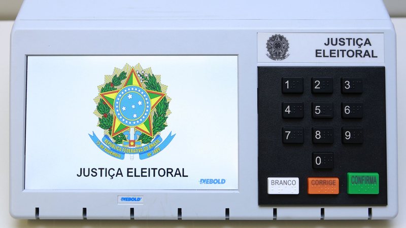 Justiça Eleitoral define tempo dos presidenciáveis em propaganda na TV