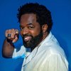 Xande de Pilares se apresenta neste domingo, 30, às 12h, no Sesc Itaquera, em São Paulo - Divulgação/Possato