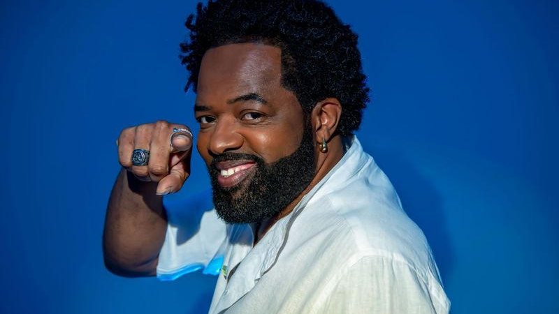 Xande de Pilares se apresenta neste domingo, 30, às 12h, no Sesc Itaquera, em São Paulo - Divulgação/Possato