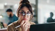 Os cursos mais procurados por egressos acima de 50 anos incluem Psicologia, Direito e Pedagogia - Adobe Stock