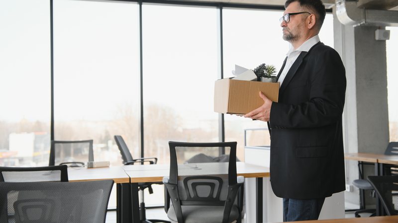 Proteção contra demissão próxima da aposentadoria costuma estar prevista na convenção coletiva - Envato