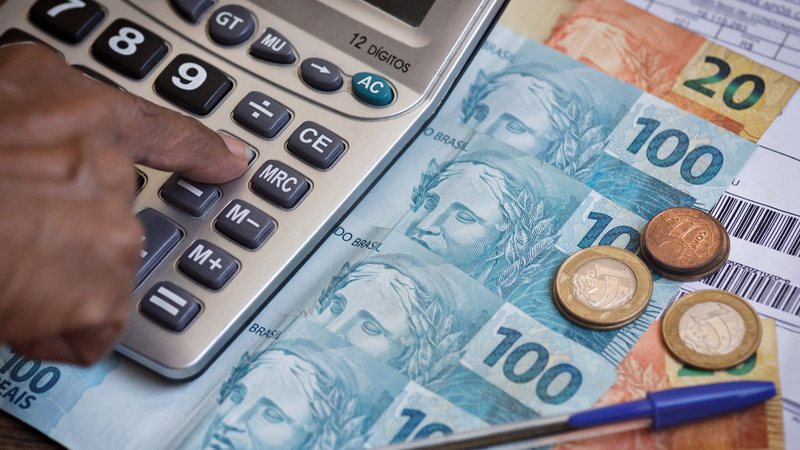 Pagamentos de um salário mínimo começam em 26 de outubro e seguem até 9 de novembro - Adobe Stock
