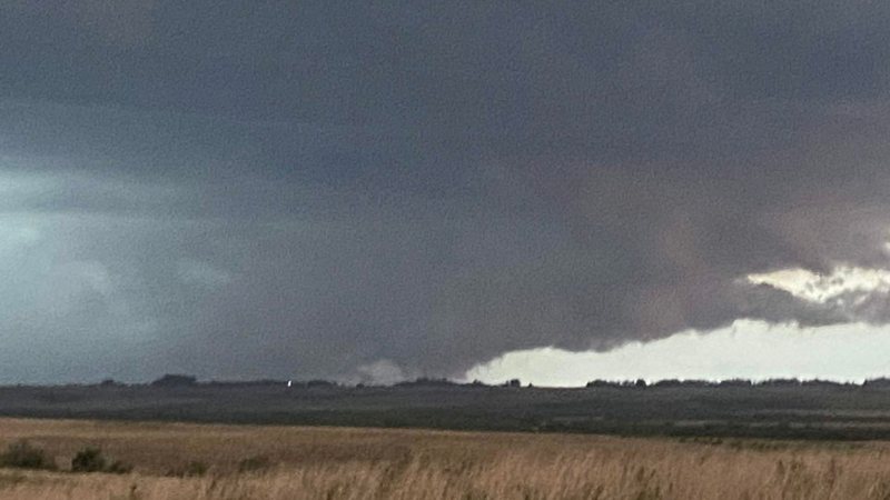 Climatempo prevê chuva volumosa e rajadas de vento de 90 km/h ou mais no RS - Reprodução/X.com via @willbrattonwx