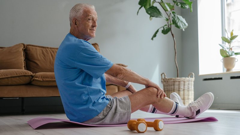 Mais do que buscar desempenho, o objetivo do exercício na velhice é preservar a funcionalidade - Pexels