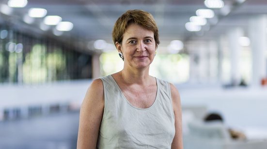 A escritora italiana Ricarda Zezza lançou o livro 'Transiliência' durante o Fórum e Festival Longevidade, em São Paulo - Marcos Hiroshi