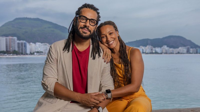 Sheron Menezzes e Amaury Lorenzo como Bela e Lucas. - Globo