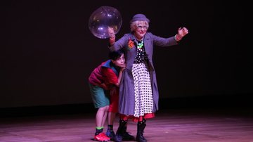 O teatro infantil 'Voz de Vó' está em cartaz no Sesc Pinheiros, em São Paulo - Priscila Prade