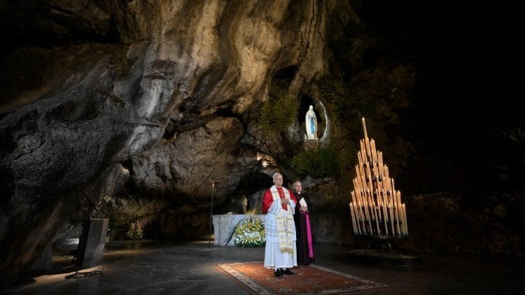 Papa Leão XIV em Lourdes, santuário católico francês associado a curas milagrosas de enfermos - Reprodução/Vatican News
