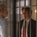 Ademir (Dan Stulbach) recebe a visita de Pedro (Chay Suede) e o acusa de traição - Globo