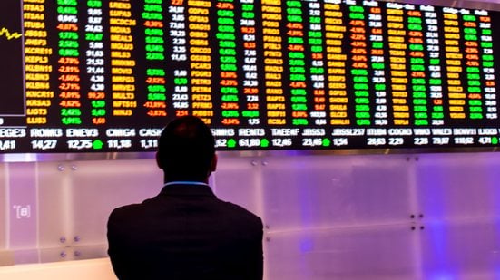 Negociações ficaram paralisadas por 30 minutos na abertura do mercado nesta segunda, 26 - Adobe Stock