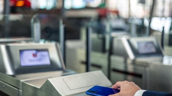 As carteiras digitais são agora aceitas no metro de São Paulo - Adobe Stock