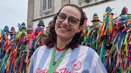 O projeto homenageia a influenciadora Fernanda Fialho, de 29 anos, mãe atípica - Reprodução/Instagram @paraquetabu