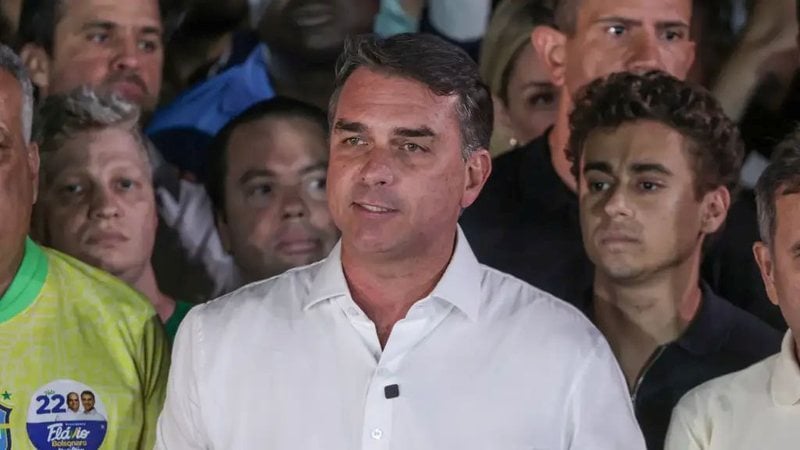 Senador chegou na manhã desta terça-feira aos EUA - Joédson Alves/Agência Brasil